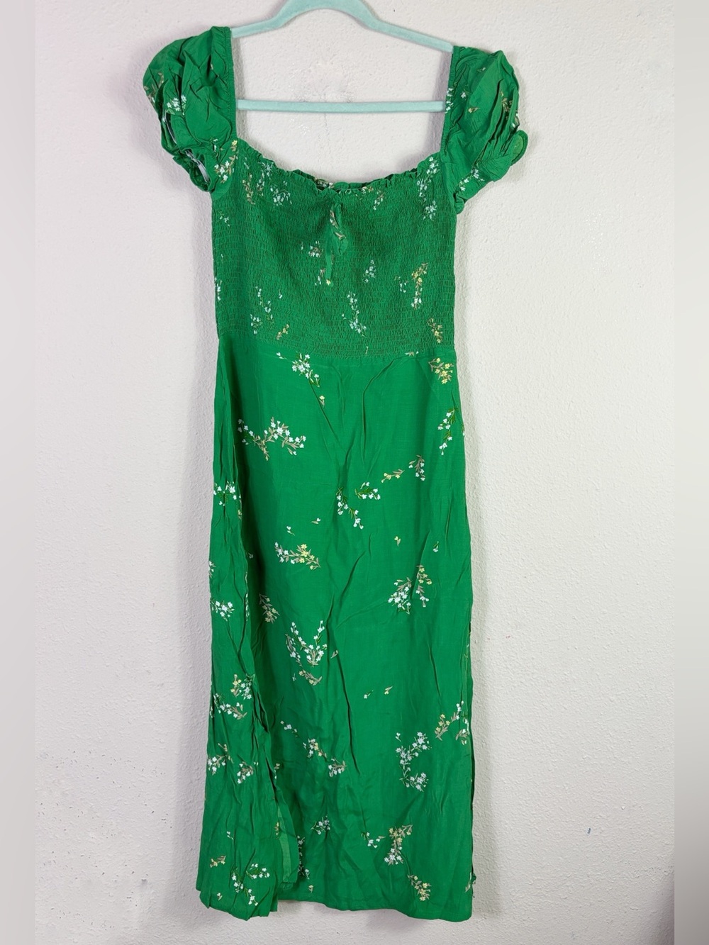 Faithfull The Brand Myrtille Midi Smocked Dress Green Floral w/ side slits sz 6 - Picture 4 of 11